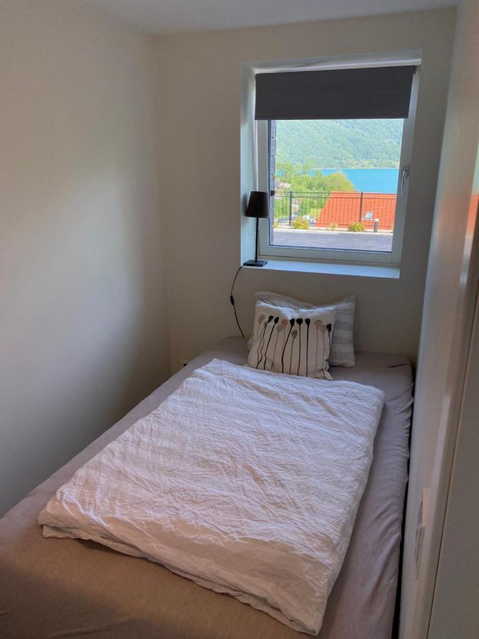 Havn I Etne With Fjordview Etnesjoen Exterior foto