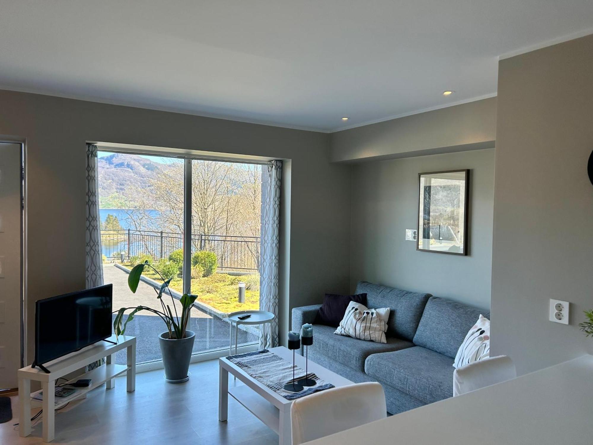 Havn I Etne With Fjordview Etnesjoen Exterior foto